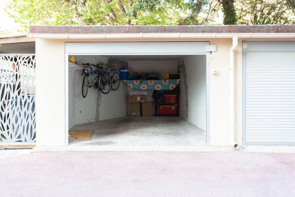 A6- 2 Bdr Incredible Sea View - Ac, Garage & Terrace Apartment Antibes Exterior foto