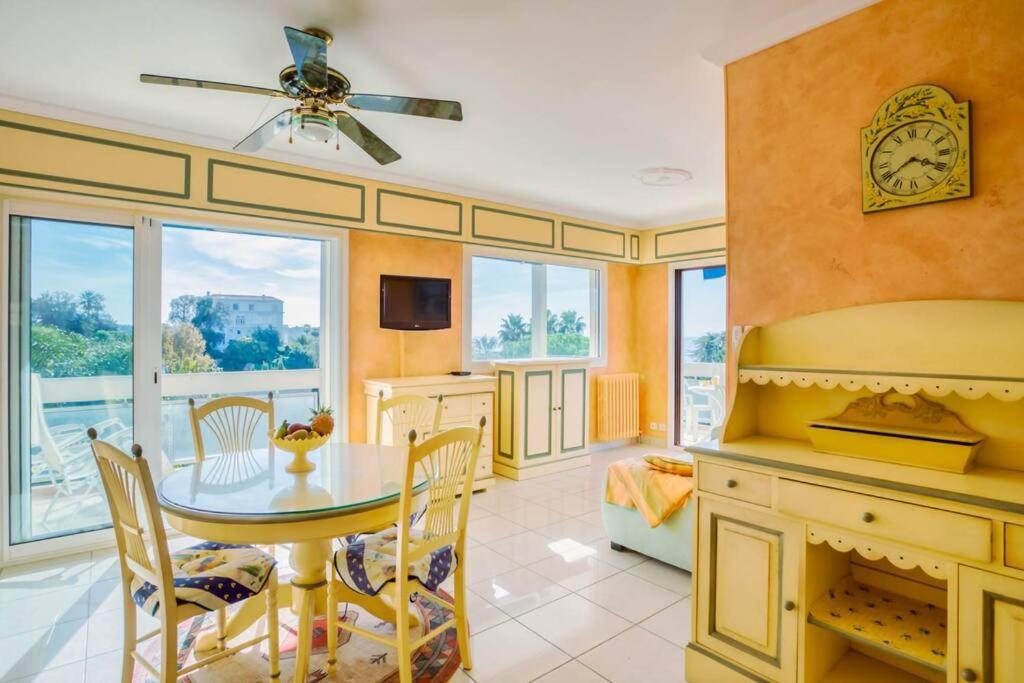 A6- 2 Bdr Incredible Sea View - Ac, Garage & Terrace Apartment Antibes Exterior foto